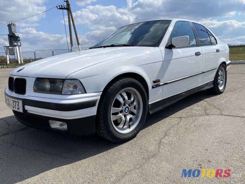 1995' BMW 3 photo #2