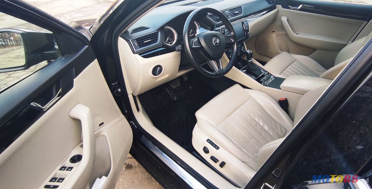 2016' Skoda Superb photo #1