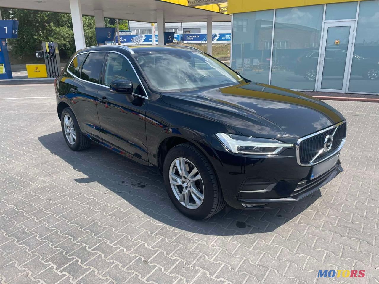 2018' Volvo XC60 photo #3