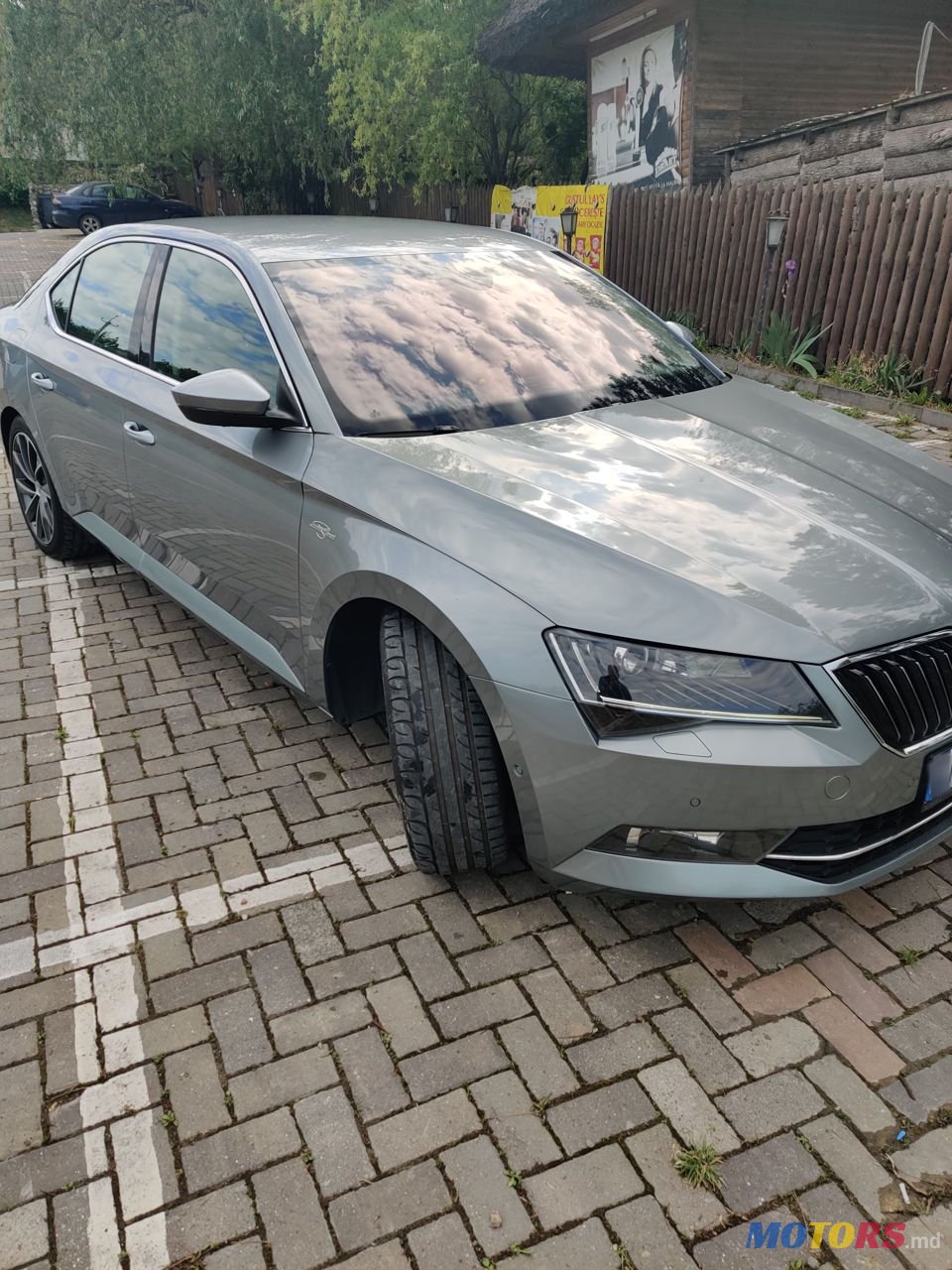 2015' Skoda Superb photo #2