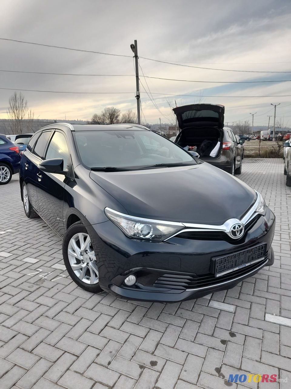 2015' Toyota Auris photo #3