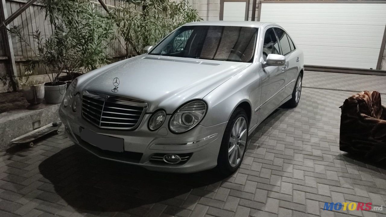 2007' Mercedes-Benz E Класс photo #3