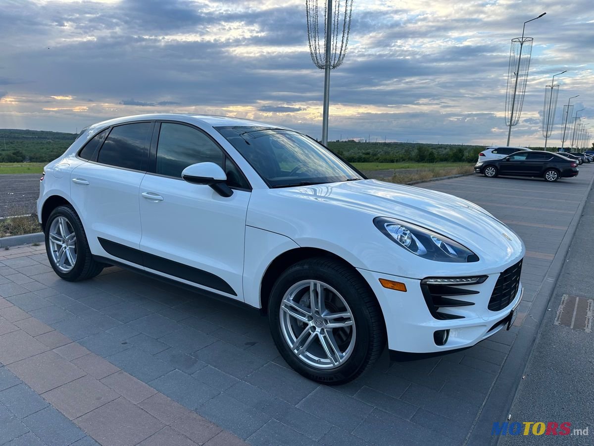 2018' Porsche Macan photo #3
