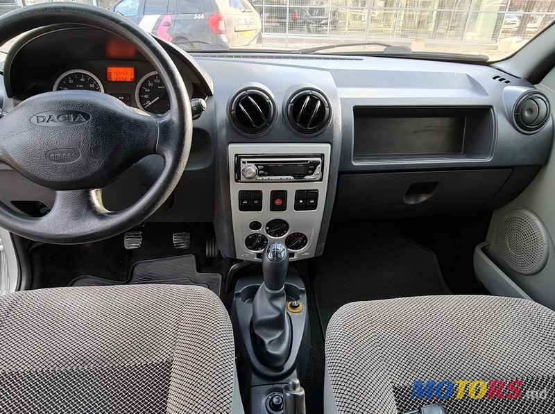 2008' Dacia Logan Mcv photo #6