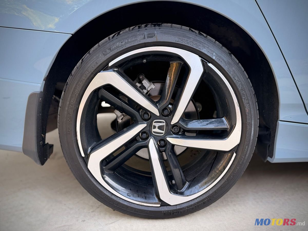 2022' Honda Accord photo #6
