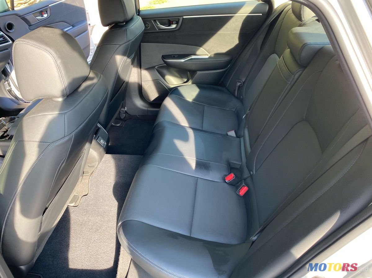 2018' Honda Clarity photo #5
