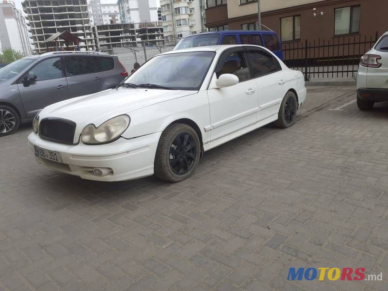 2003' Hyundai Sonata photo #2