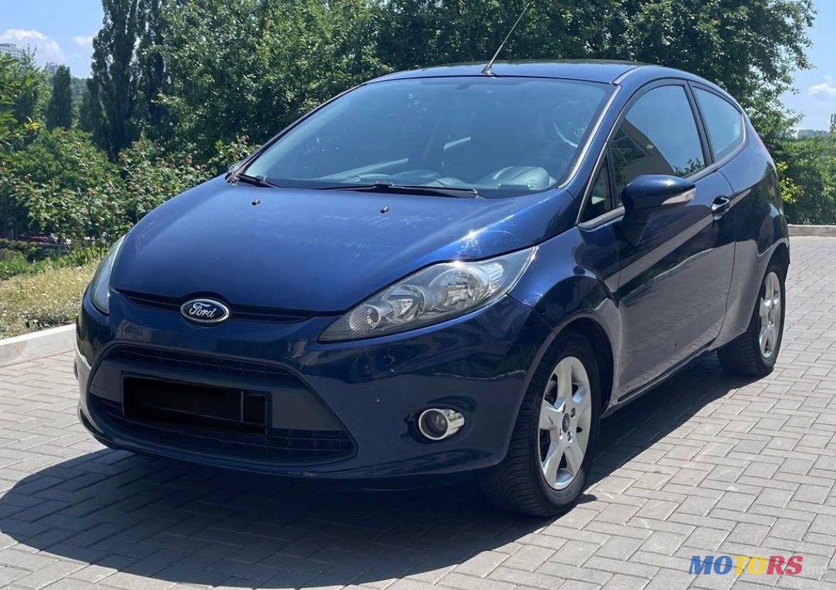 2012' Ford Fiesta photo #1