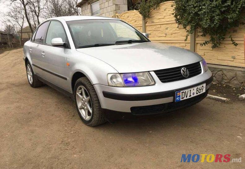1997' Volkswagen Passat photo #1