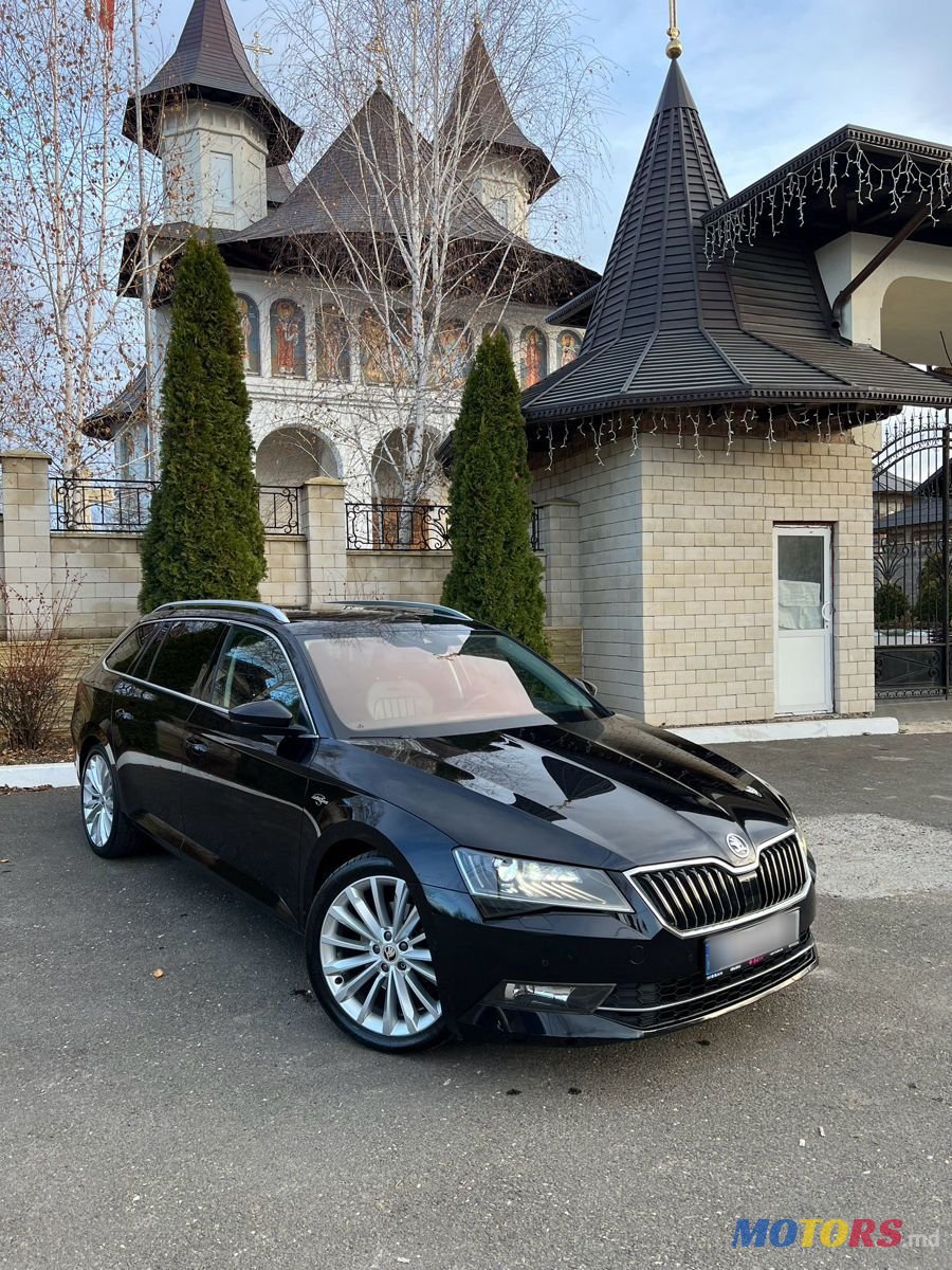 2018' Skoda Superb photo #1