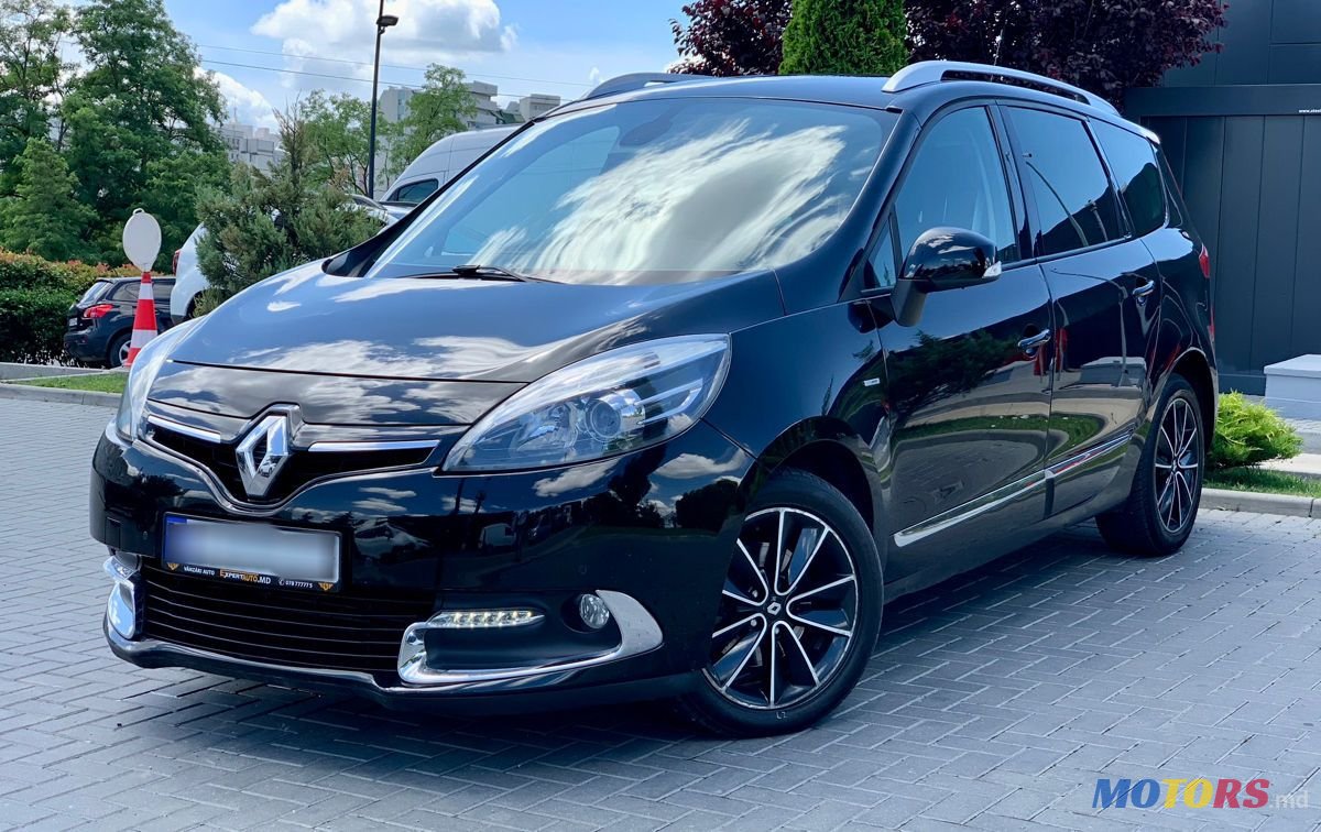2013' Renault Grand Scenic photo #1