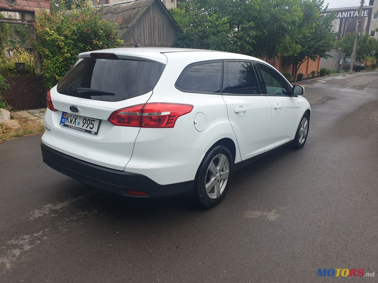 2016' Ford Focus photo #6