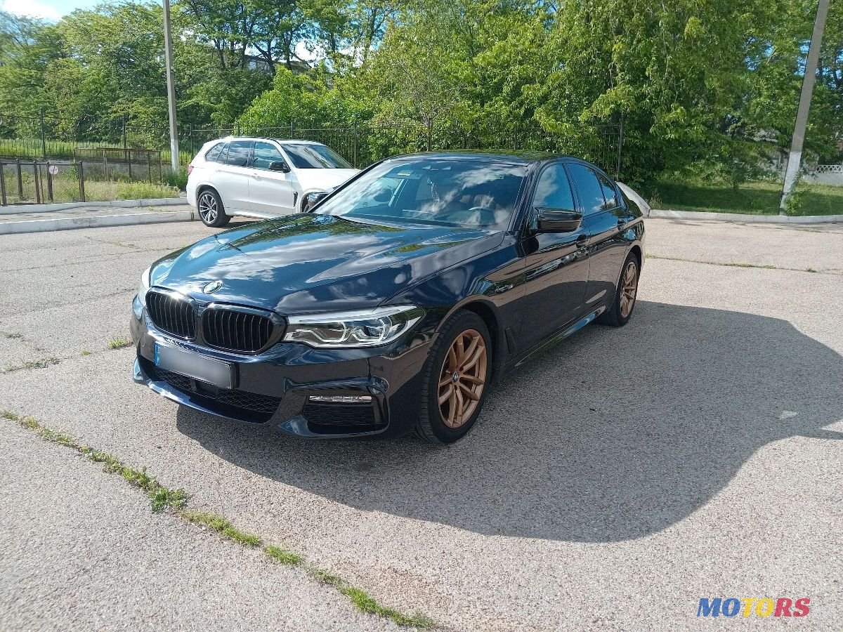2018' BMW 5 Series photo #1