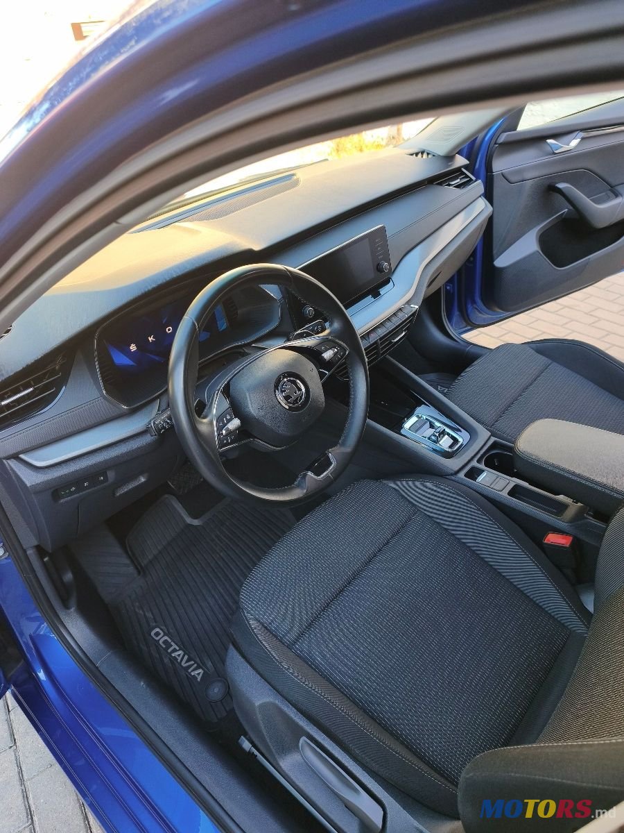 2021' Skoda Octavia photo #5