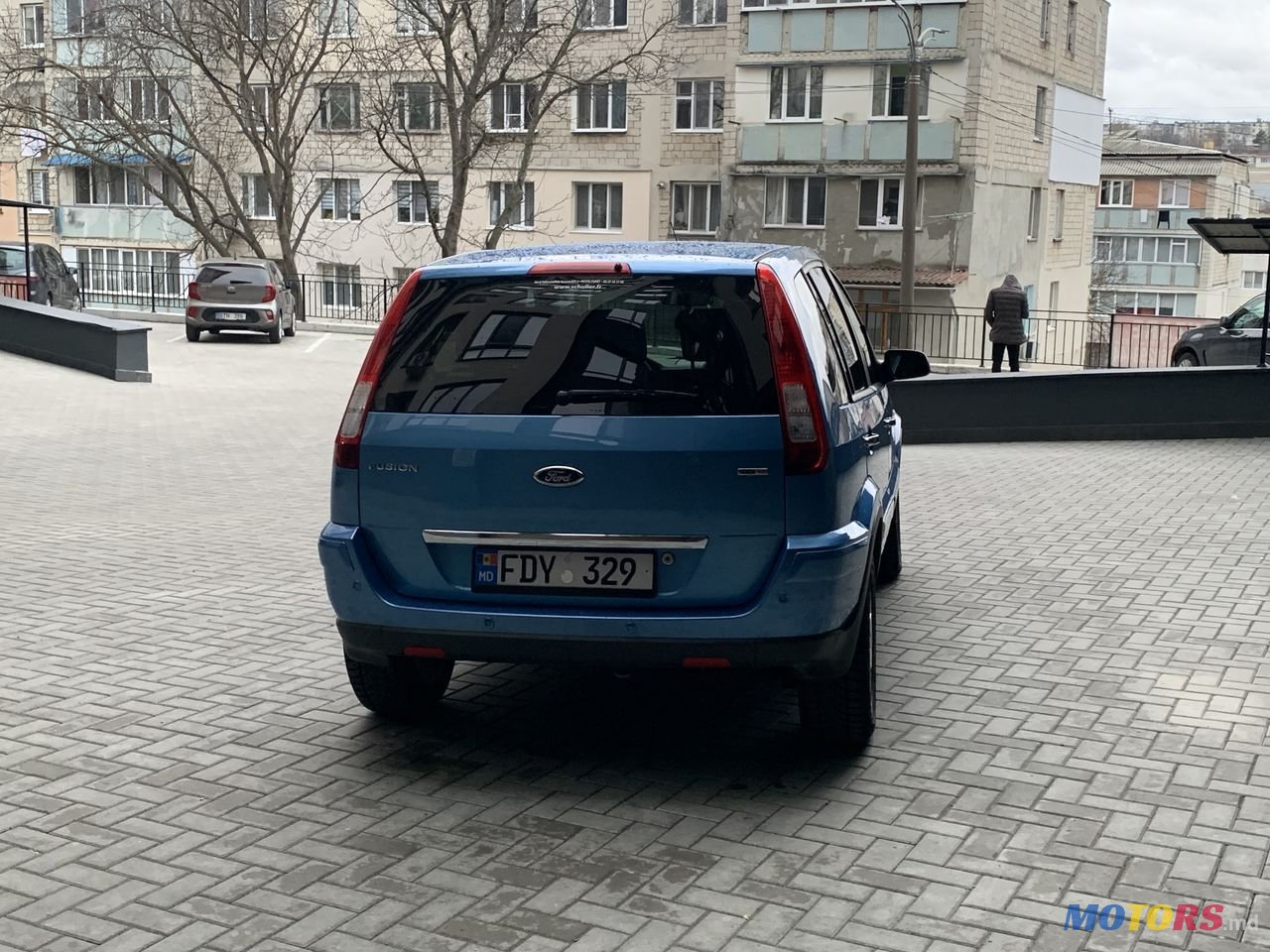 2010' Ford Fusion photo #3