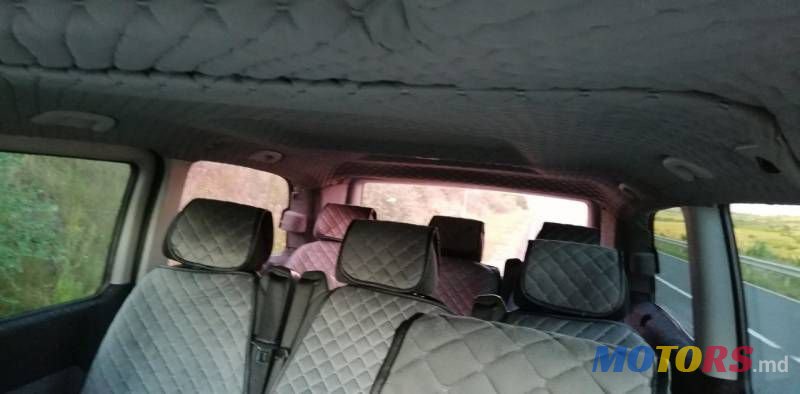 2004' Mercedes-Benz Vito photo #2