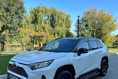 2020' Toyota RAV4
