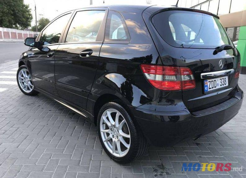 2010' Mercedes-Benz B photo #2