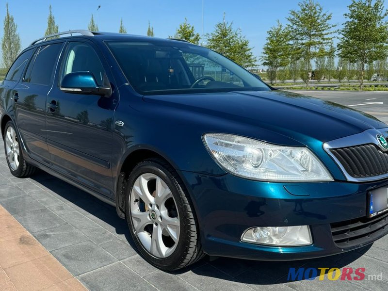 2011' Skoda Octavia photo #3