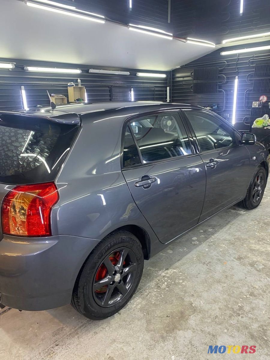 2006' Toyota Corolla photo #2