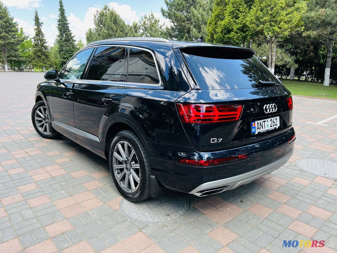 2016' Audi Q7 photo #2