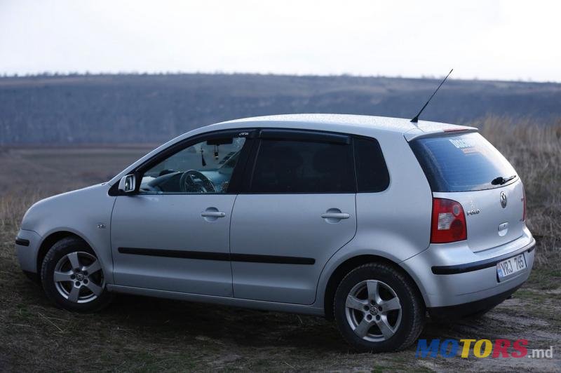 2002' Volkswagen Polo photo #2