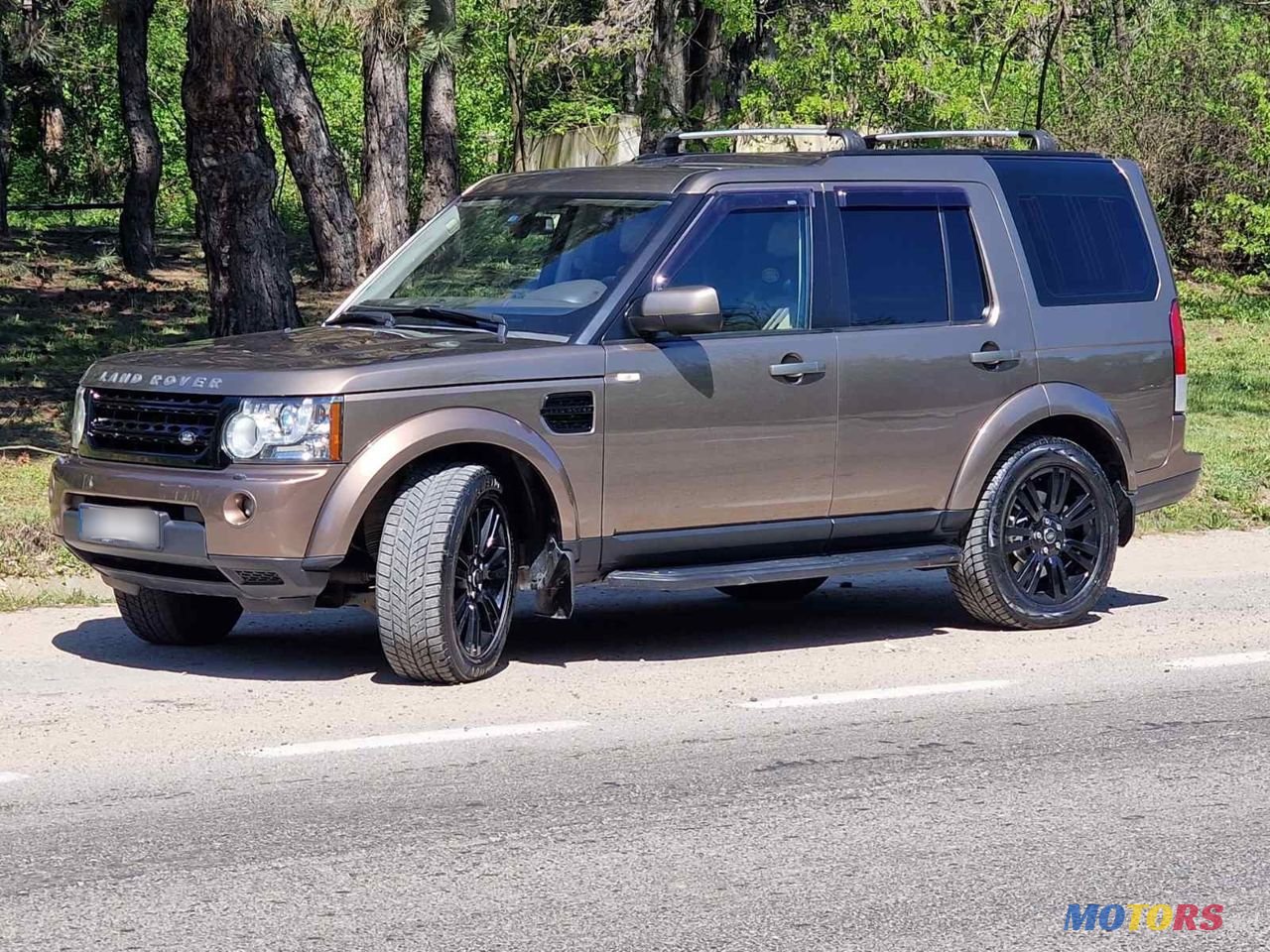 2011' Land Rover Discovery photo #2