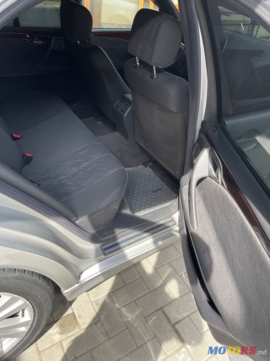 2001' Mercedes-Benz E-Class photo #3