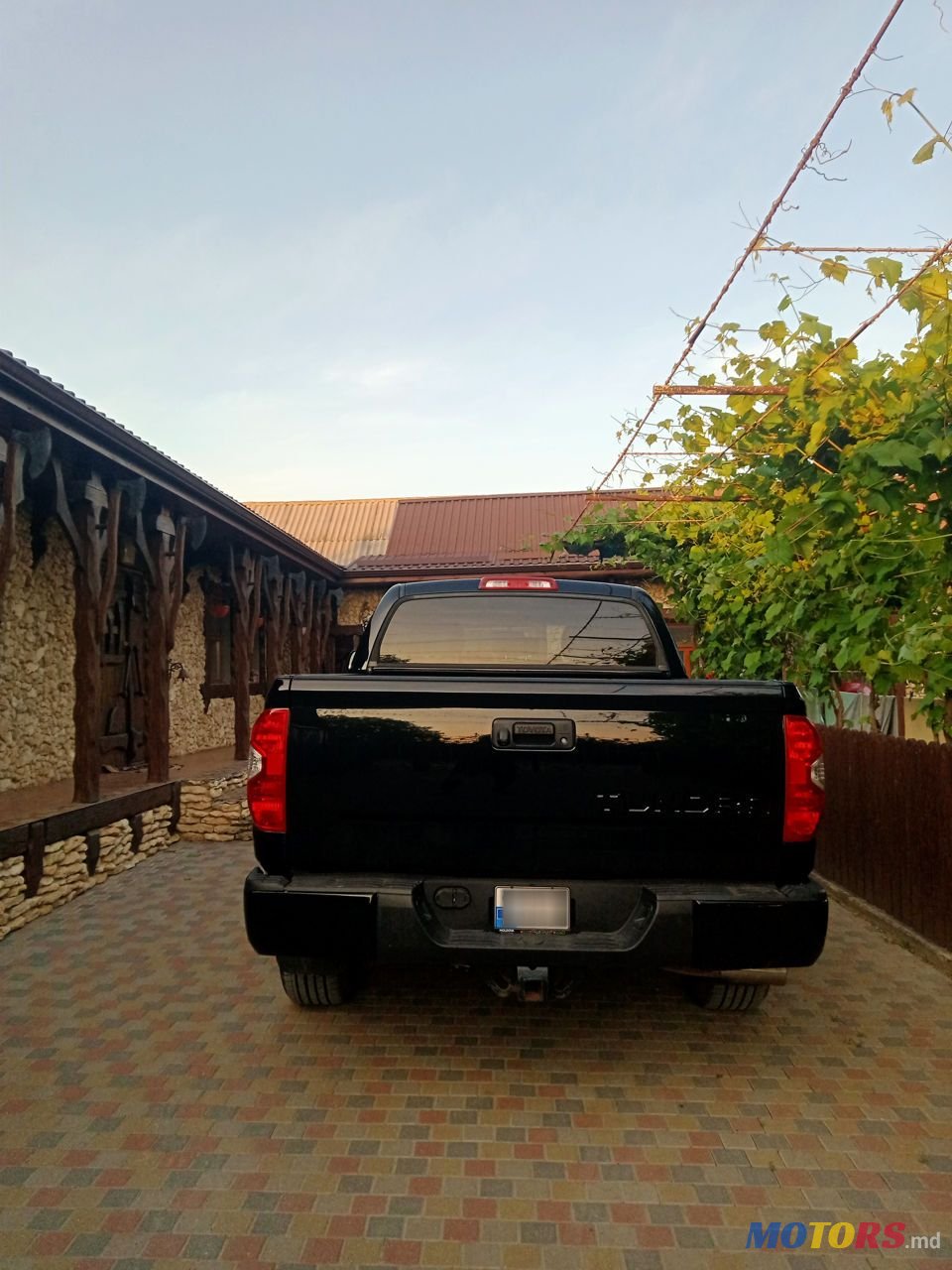 2015' Toyota Tundra photo #2