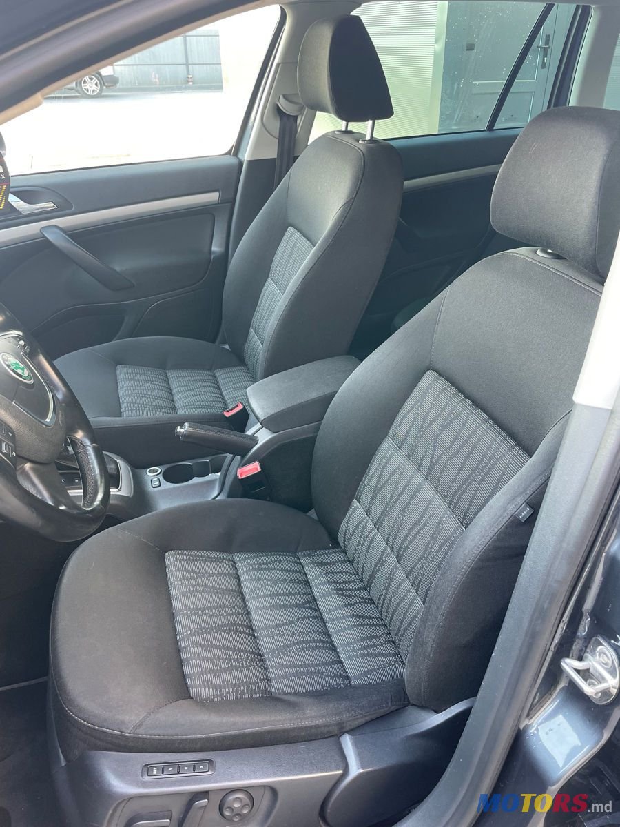 2010' Skoda Octavia photo #6