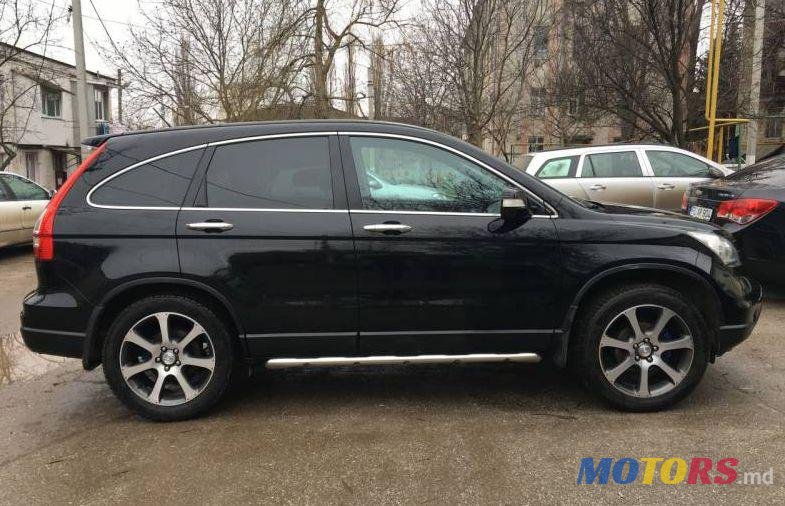 2010' Honda CR-V photo #1