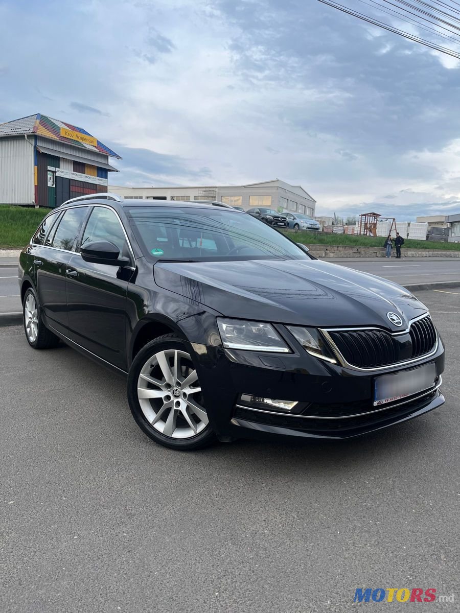2019' Skoda Octavia photo #1