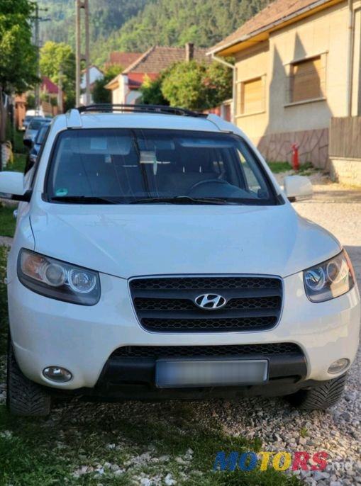 2009' Hyundai Santa Fe photo #1