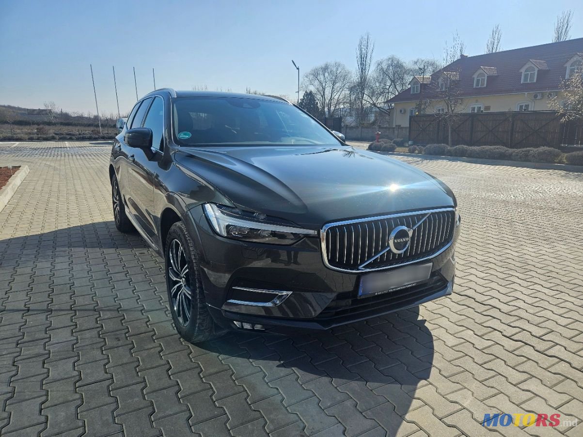 2021' Volvo XC60 photo #2