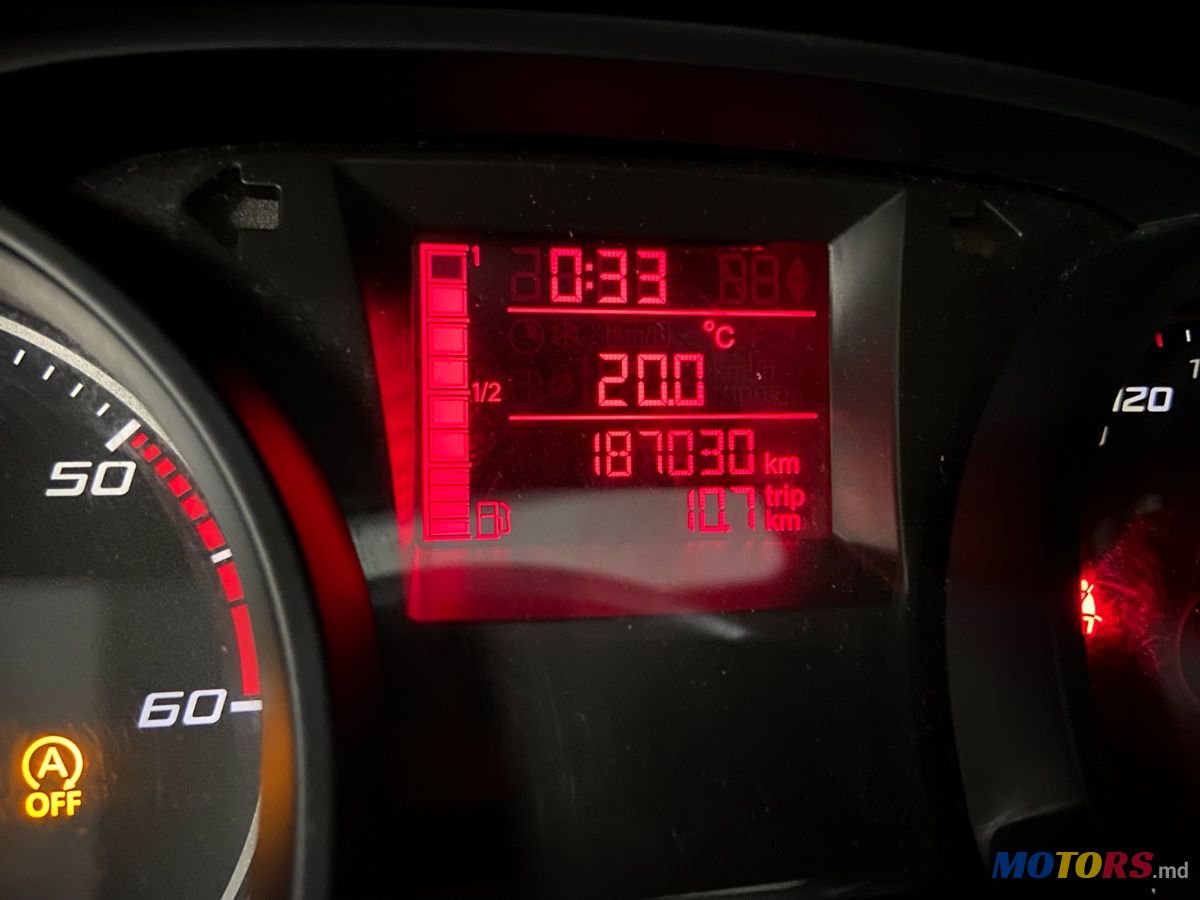 2012' SEAT Ibiza photo #4