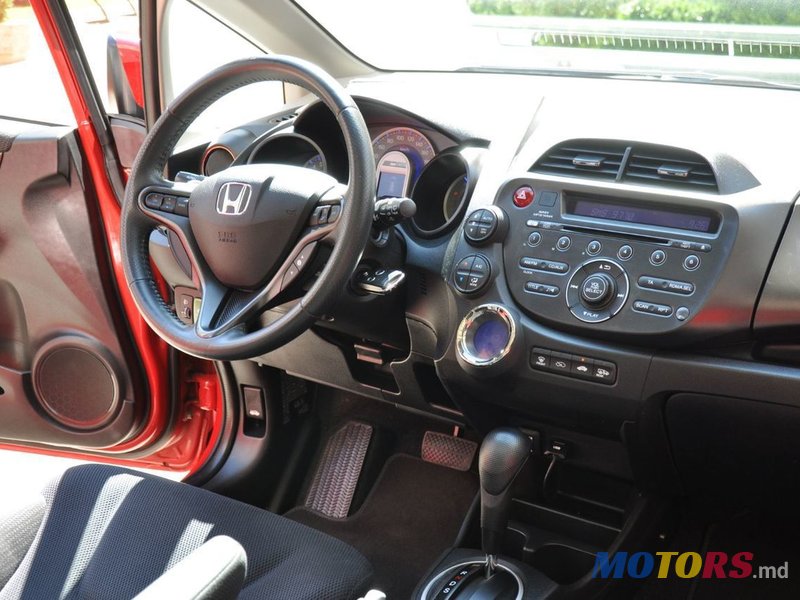 2011' Honda Jazz photo #4