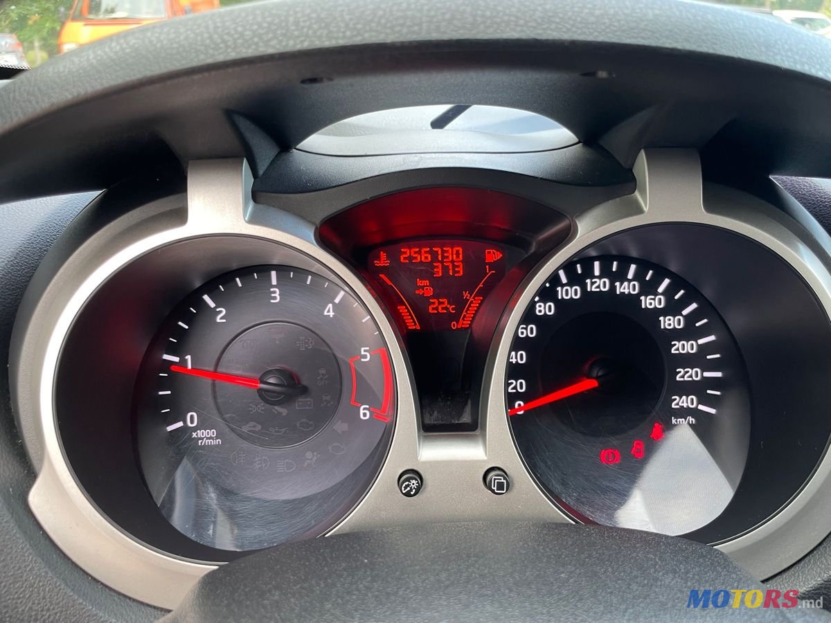 2012' Nissan Juke photo #6