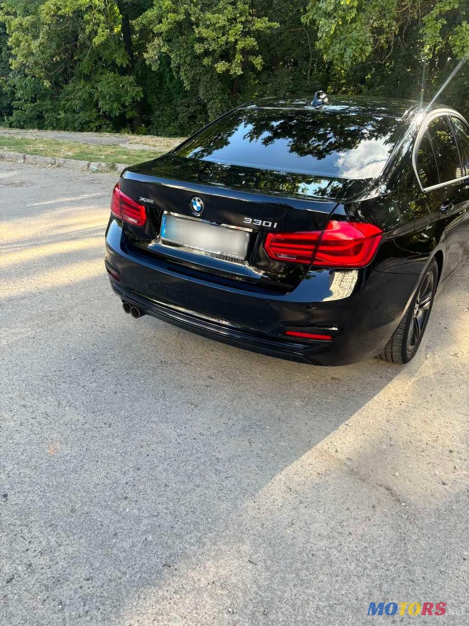 2017' BMW 3 Series photo #5