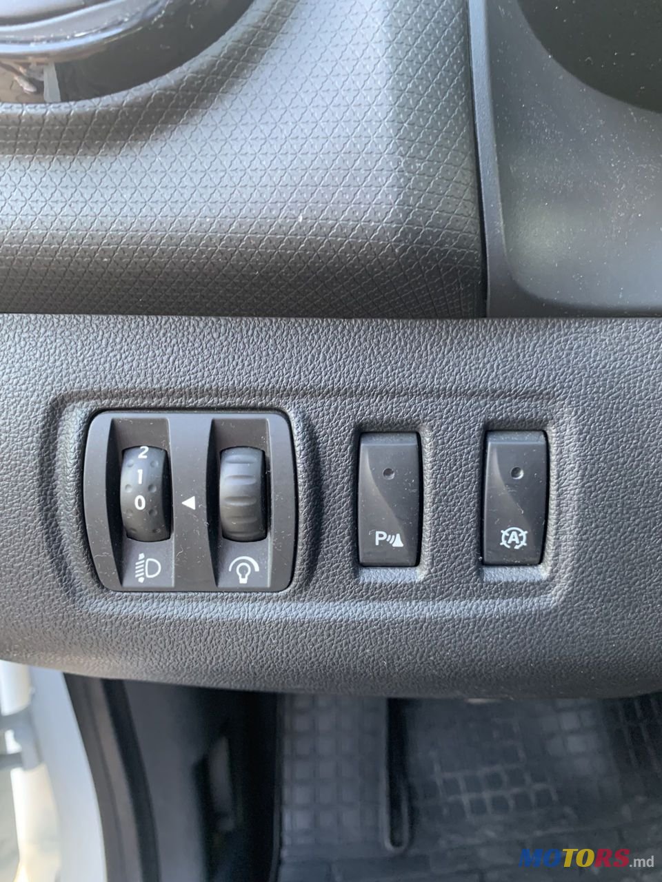 2016' Renault Clio 4 photo #5