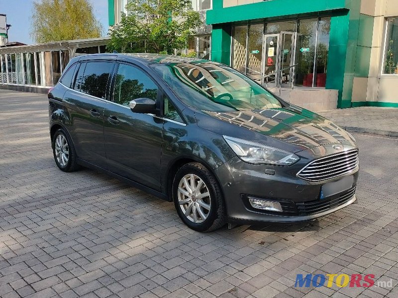 2015' Ford Grand C-MAX photo #1
