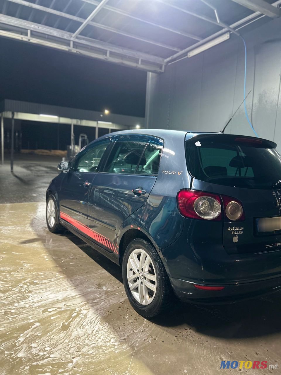 2006' Volkswagen Golf photo #3