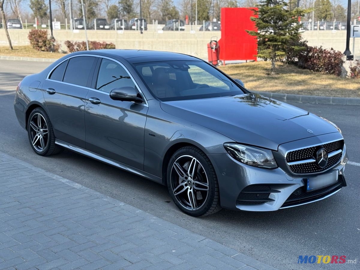 2019' Mercedes-Benz E-Class photo #3