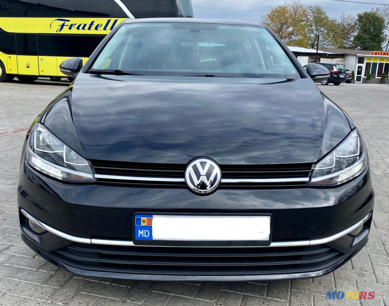 2019' Volkswagen Golf photo #2