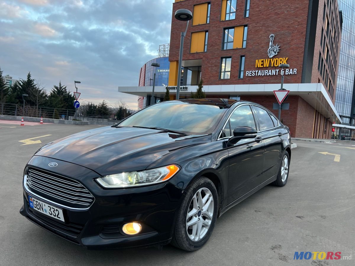 2013' Ford Fusion photo #1