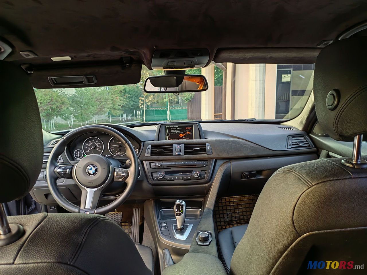 2013' BMW 3 Series photo #6