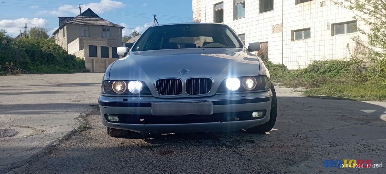 2000' BMW 5 Series photo #1
