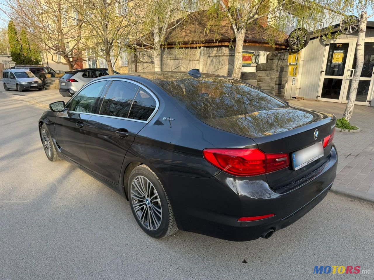 2019' BMW 5 Series photo #6