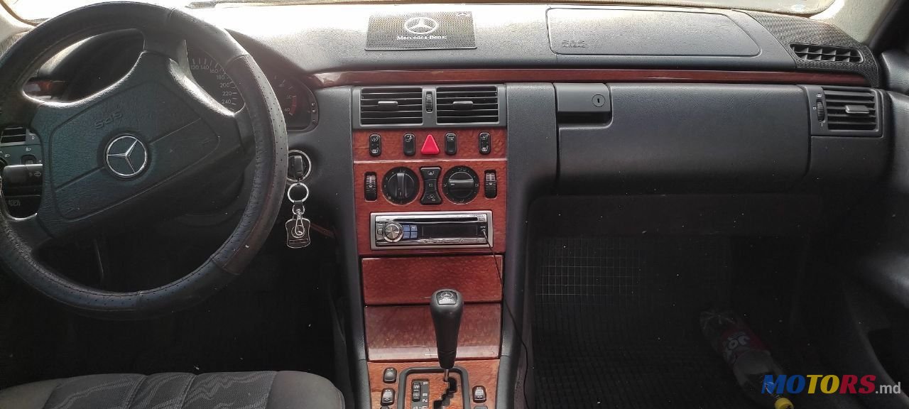 1999' Mercedes-Benz E Класс photo #3