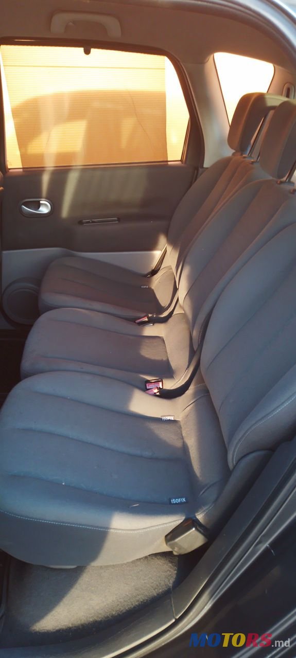 2008' Renault Scenic photo #3