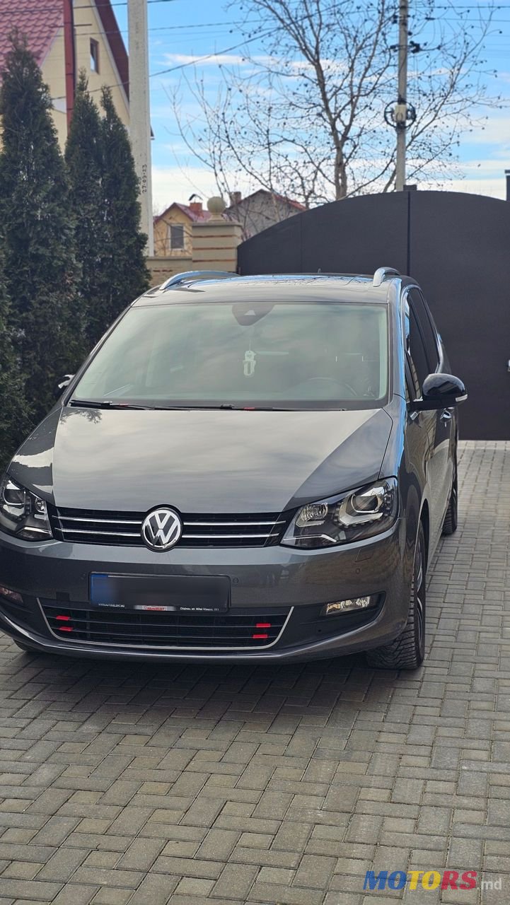 2019' Volkswagen Sharan photo #5